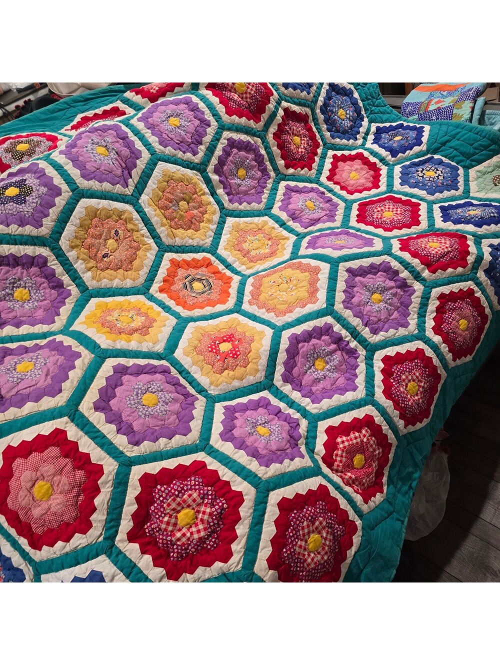 Vintage Handmade Hexagon Grandmother's Flower Garden Patchwork Quilt handstitch